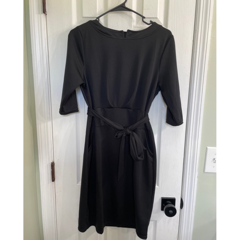 Black Quarter Sleeve Dress